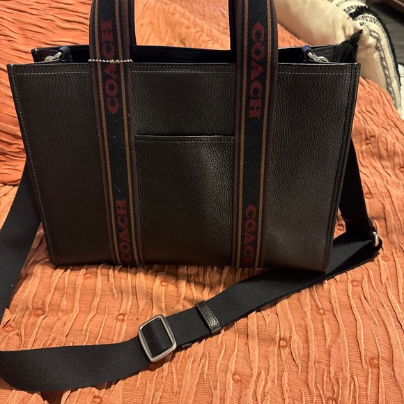 Coach carry all - Picture 1 of 2